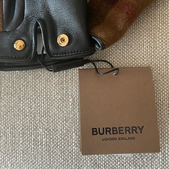 BURBERRY Checked Paneled Wool Gloves with Leather Trim - Size 7.5 - Picture 7 of 15